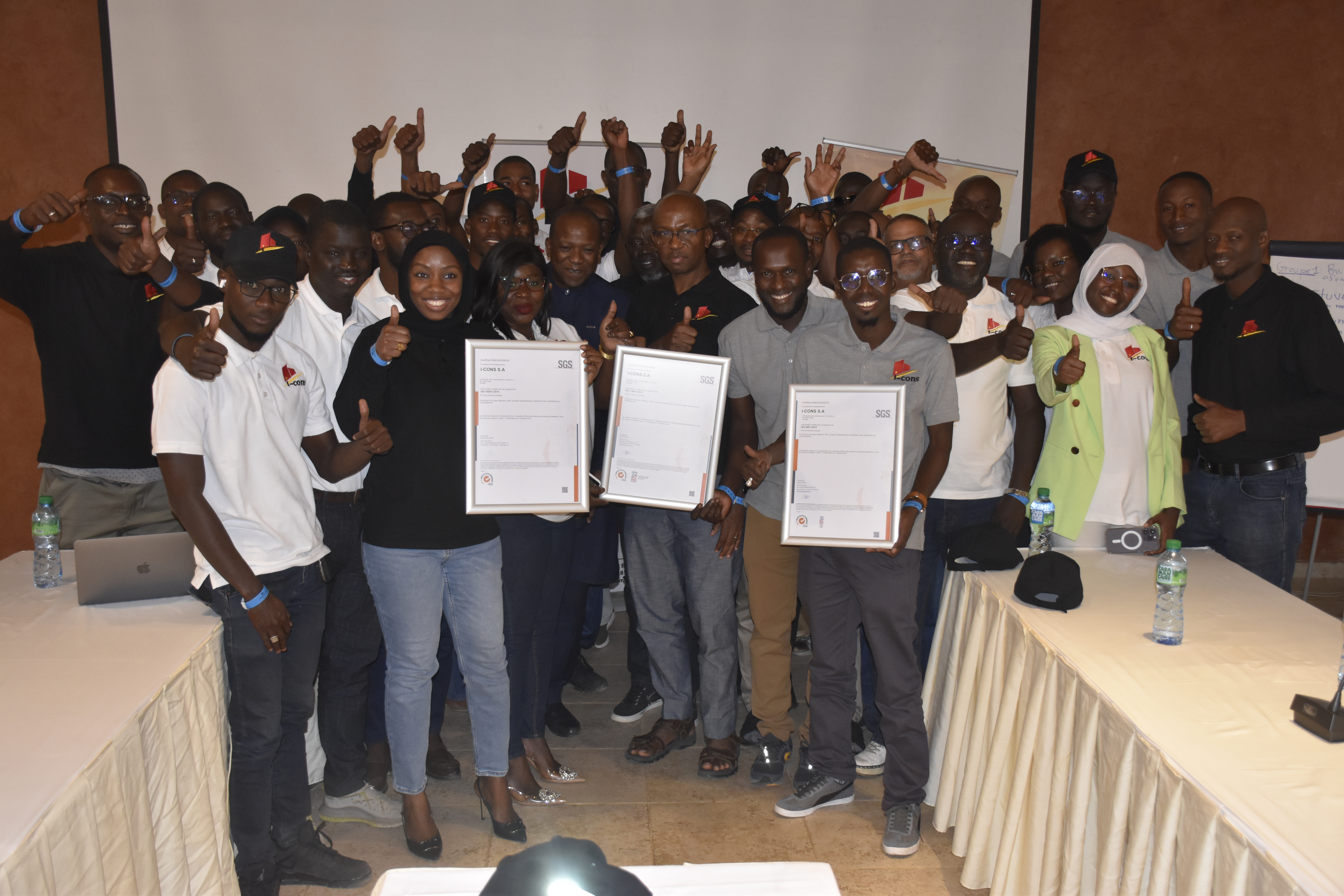 I-CONS à reçu la triple certification ISO 9001 version 2015, 14001 et 45001 version 2018.